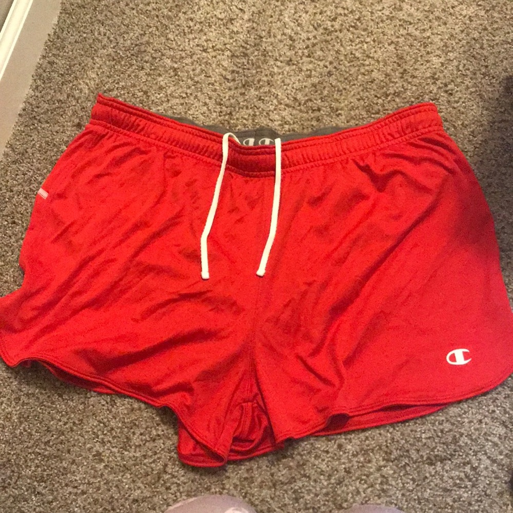 Champion Shorts 👩🏼‍🌾